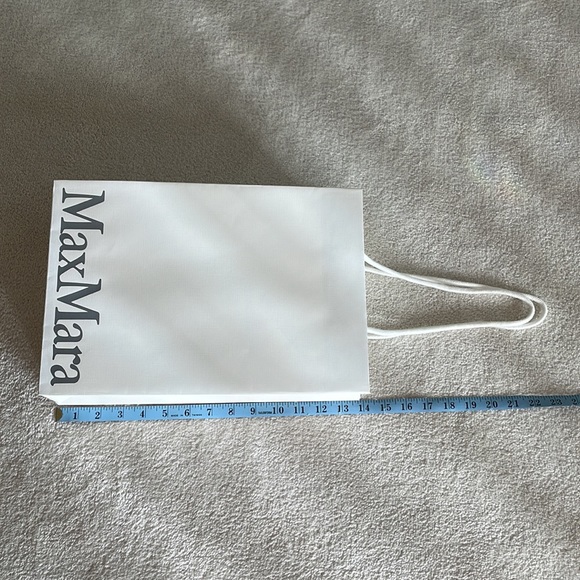 Max Mara Cream Shopper - Picture 4 of 12